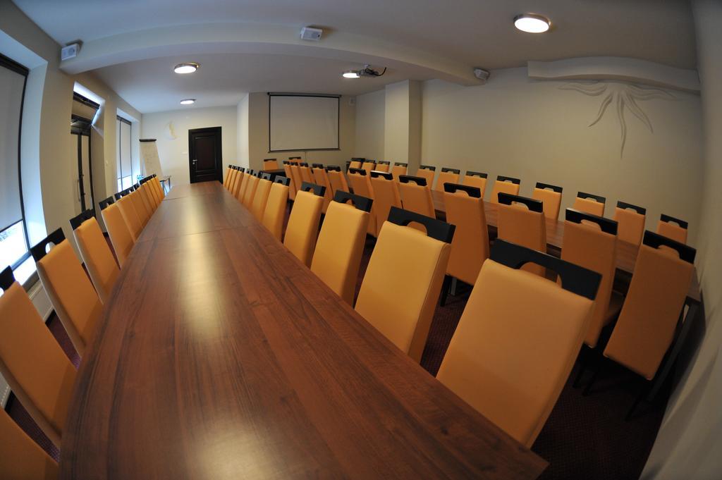 Zajazd Pod Borem Głogów Małopolski Kültér fotó